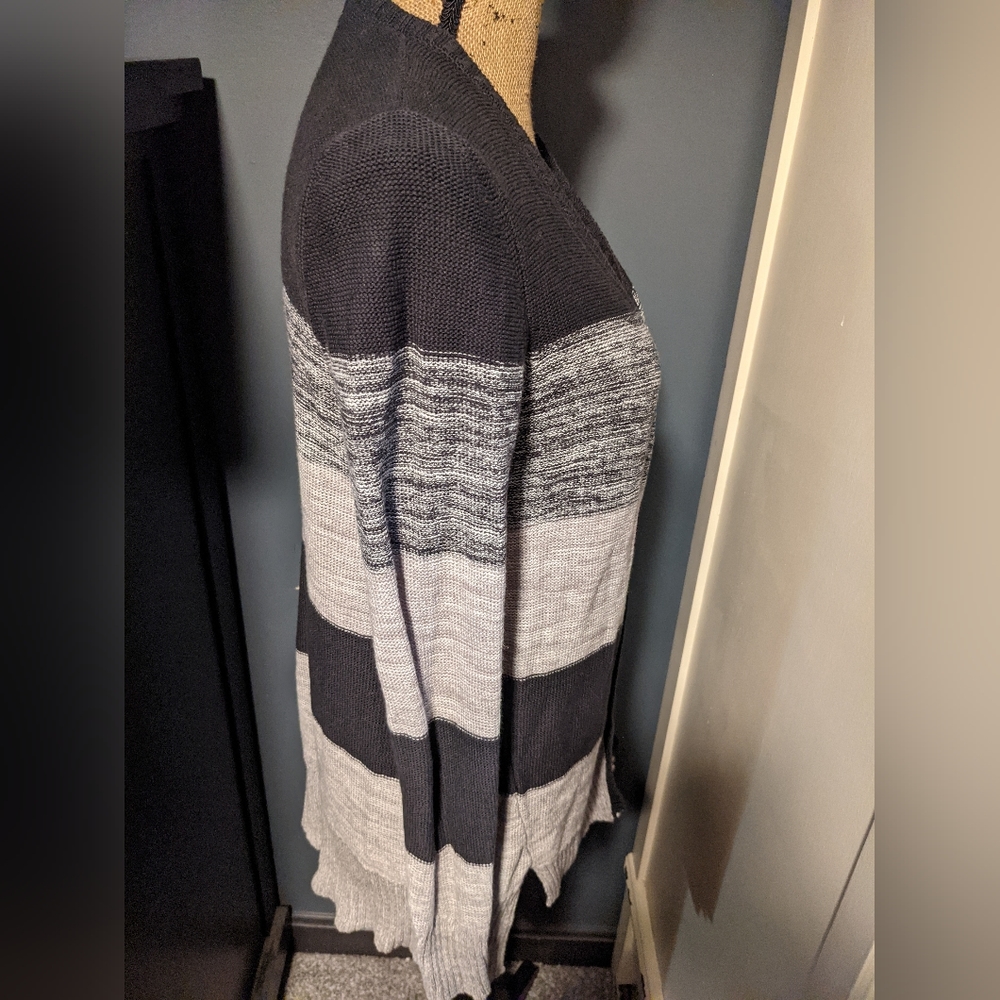 Belldini, Gray Striped Open Cardigan, Women's Size Small - Picture 3 of 7